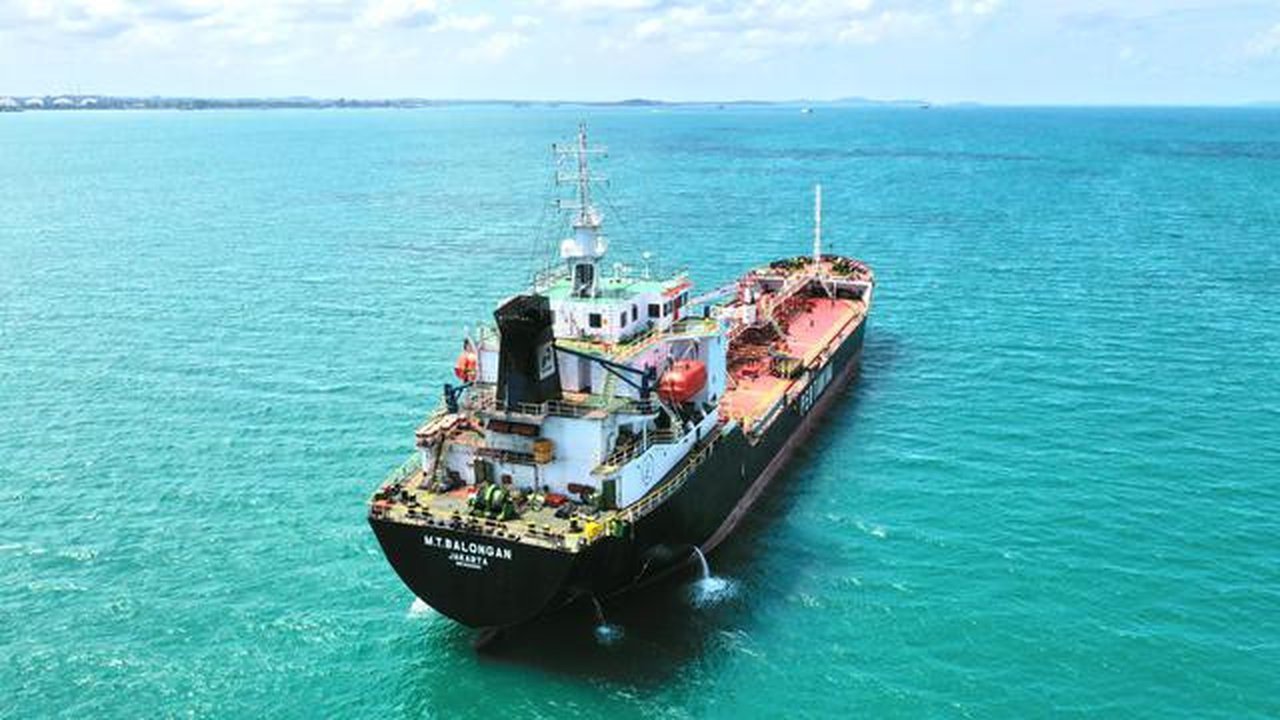 Sebanyak 189 kapal yang dioperasikan oleh PT Pertamina International Shipping (PIS) telah menggunakan bahan bakar biodiesel B40 sejak Januari 2025. (Dok Pertamina)