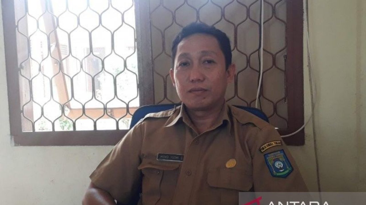 Badan Penanggulangan Bencana Daerah (BPBD) Bangka Tengah bergerak cepat menyalurkan Bantuan Korban Angin Kencang di Kecamatan Lubuk Besar dan Koba, menanggapi kerusakan belasan rumah warga. Simak detail penanganan dan imbauan kewaspadaan di sini.