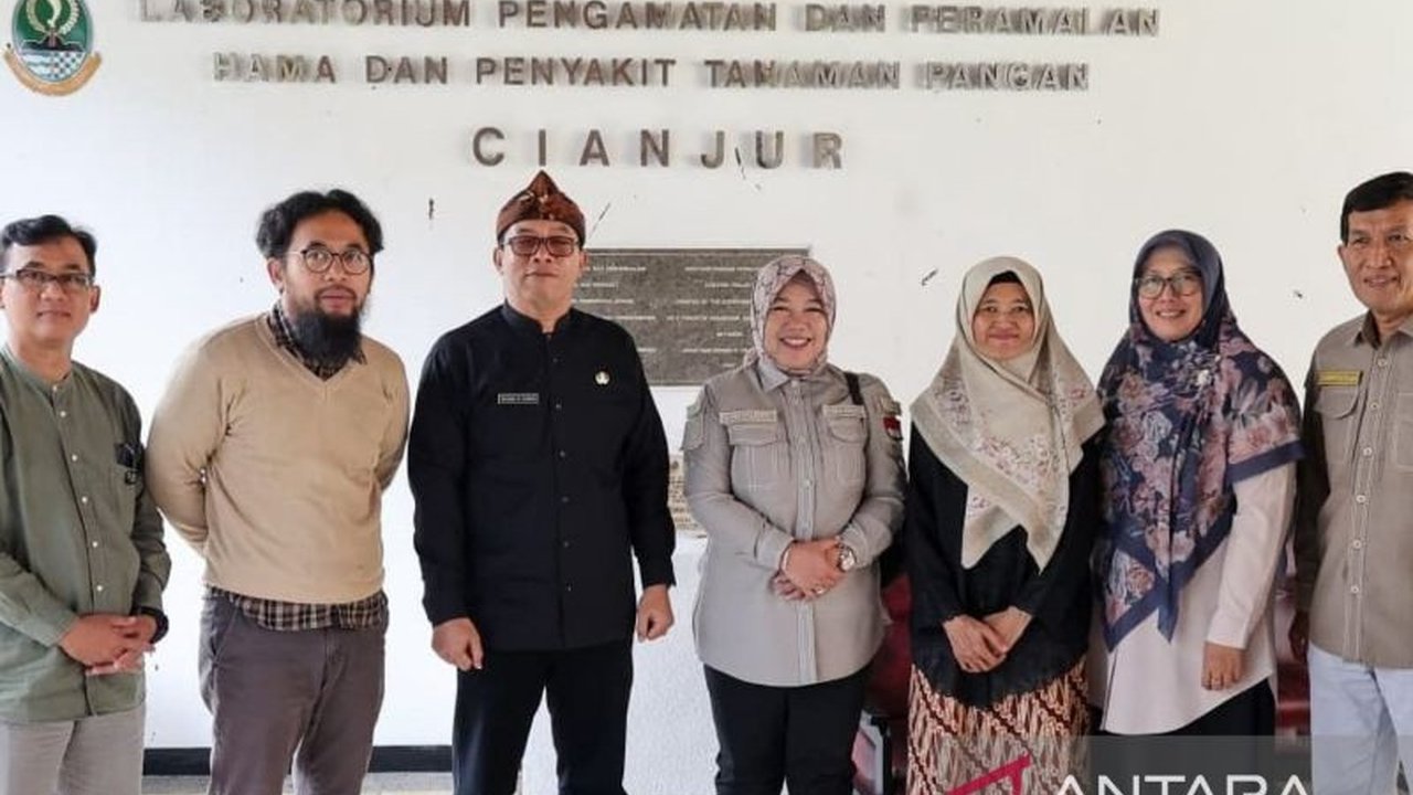 Komisi II DPRD Jabar menyoroti penempatan tenaga kerja pertanian yang belum sesuai bidang dan keterbatasan anggaran operasional di Cianjur, menghambat optimalisasi pelayanan petani. Kondisi ini perlu evaluasi mendalam.