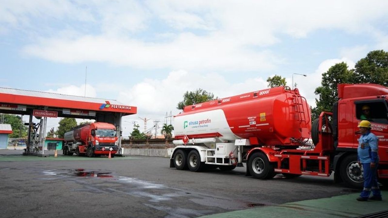 Pertamina Patra Niaga Regional Jatimbalinus memastikan pasokan dan distribusi BBM di Jawa Timur, Bali, dan Nusa Tenggara tetap aman dan lancar, terutama menjelang Ramadan dan Idul Fitri 1447 H, di tengah dinamika geopolitik global.