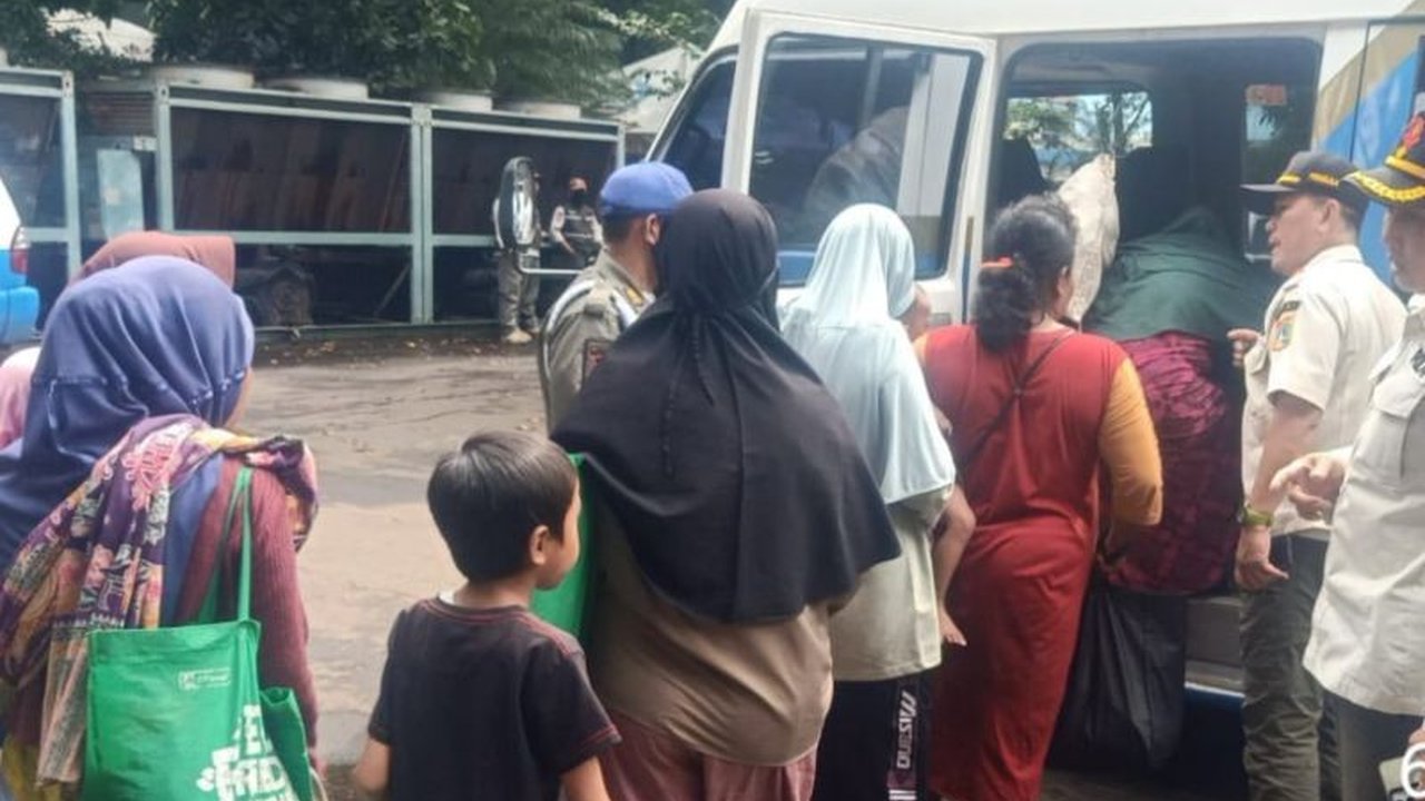 Satpol PP Jakarta Utara gencar lakukan Operasi Pekat selama Ramadhan 2026, berhasil menjaring pengemis yang membawa anak balita. Simak detail penertiban dan imbauan penting dari pemerintah.