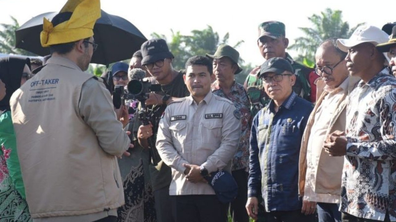 Program Makan Bergizi Gratis (MBG) tidak hanya tingkatkan gizi, tetapi juga jadi motor penggerak ekonomi lokal, memberdayakan UMKM, koperasi, dan BUMDes. Bagaimana skema ini bekerja dan apa dampaknya bagi masyarakat?