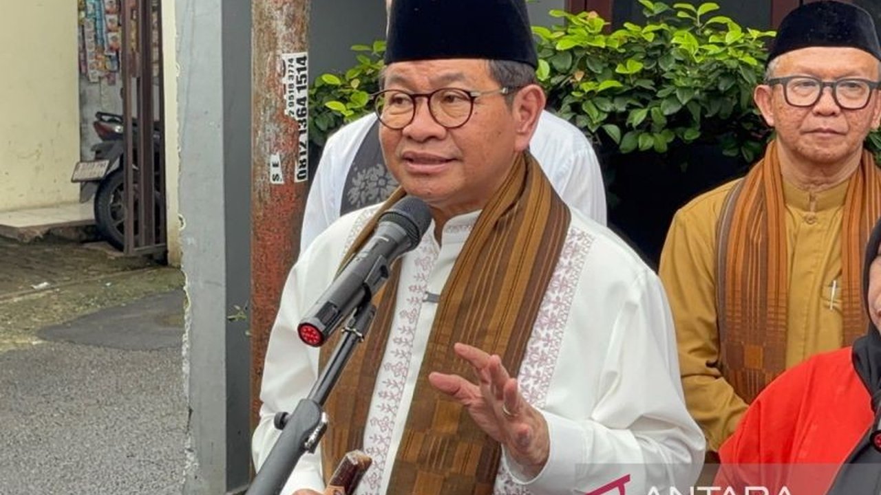 Di tengah gejolak harga minyak global, Gubernur DKI Jakarta Pramono Anung Wibowo mengimbau masyarakat untuk mudik ke Jakarta demi menghemat BBM kendaraan. Pemerintah juga menjamin stok dan harga BBM bersubsidi tetap aman.
