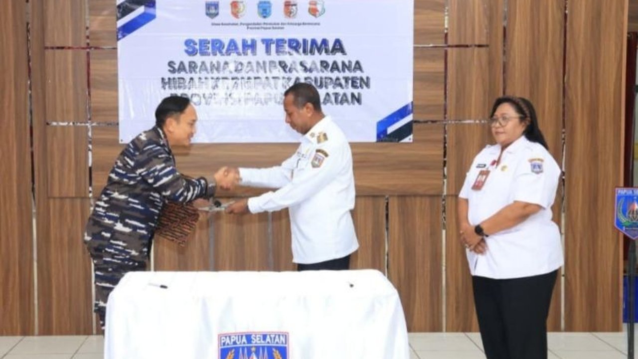 Pemerintah Provinsi Papua Selatan menyerahkan bantuan ambulans kepada rumah sakit dan puskesmas untuk meningkatkan kualitas layanan kesehatan masyarakat di wilayah tersebut.