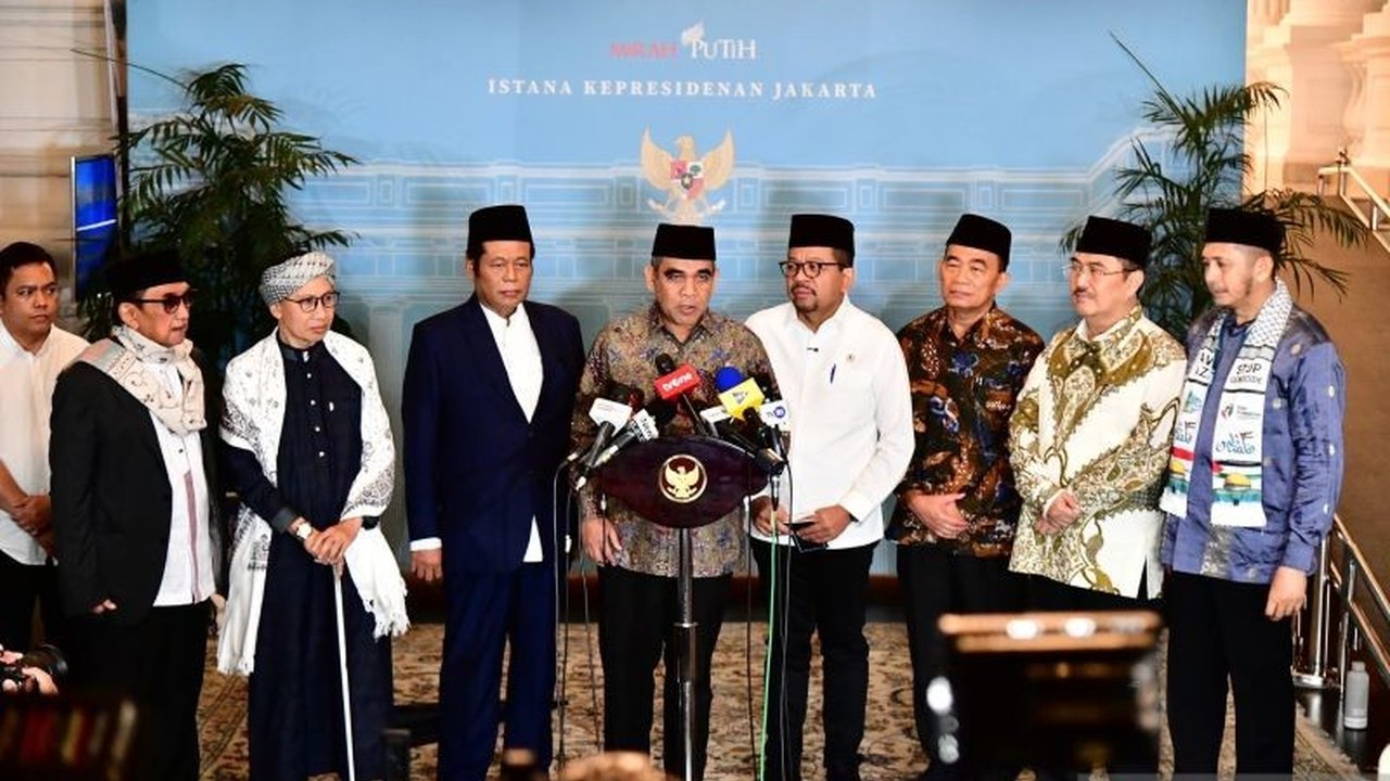 Sejumlah ulama dan tokoh agama terkemuka di Indonesia menyatakan dukungan kuat terhadap kebijakan Presiden Prabowo Subianto, termasuk sikapnya mengenai ketegangan di Teluk, demi menjaga persatuan dan kedaulatan bangsa.