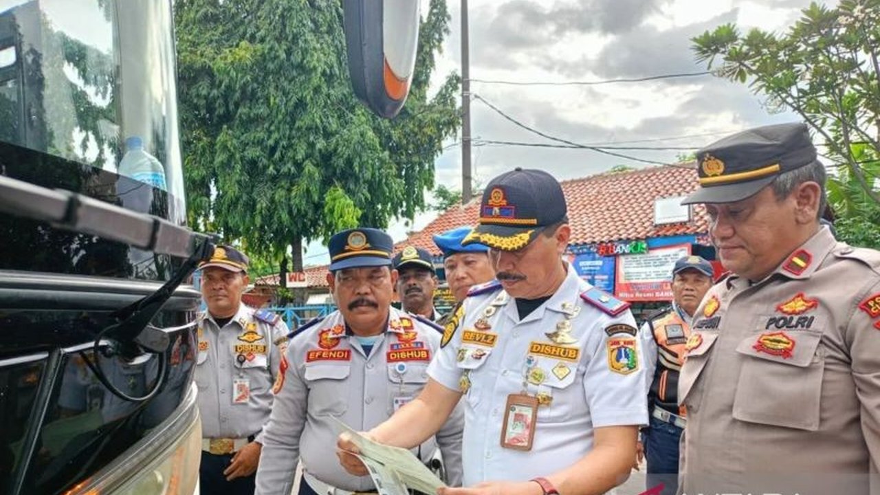 Jelang arus mudik dan balik Lebaran 2026, Terminal Kampung Rambutan menyediakan fasilitas ruang istirahat khusus demi memastikan kondisi prima para sopir bus dan keselamatan perjalanan penumpang.