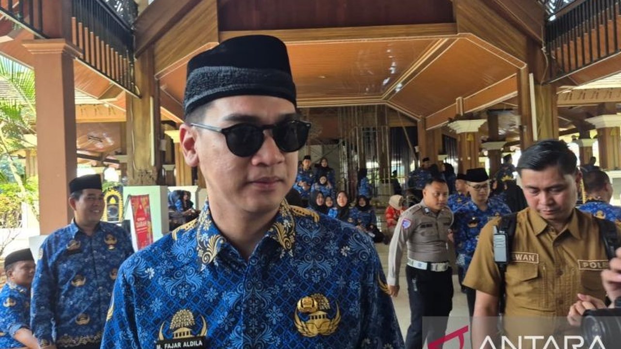 Wakil Bupati Sumedang M. Fajar Aldila menegaskan Pembangunan Sekolah Rakyat Sumedang di Kecamatan Ujungjaya berjalan sesuai rencana dan ditargetkan rampung tahun ini, meski menghadapi sejumlah kendala.