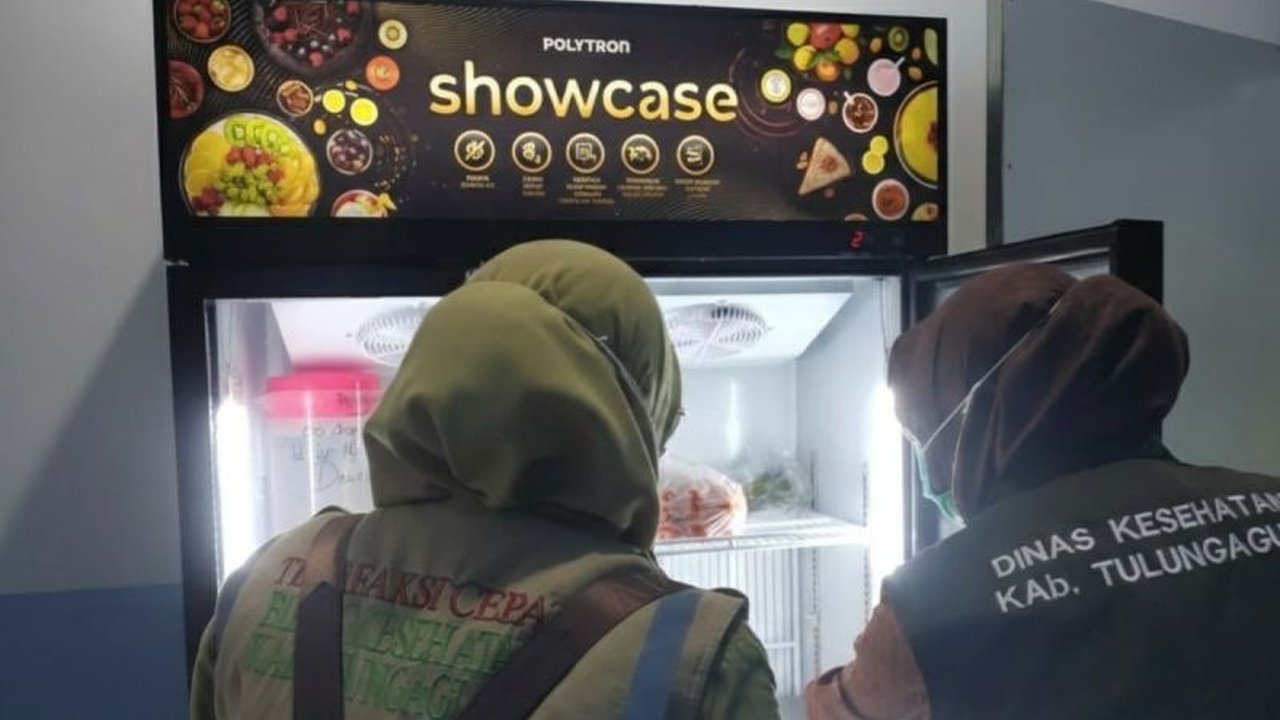 Satuan Tugas Makanan Bergizi Gratis (MBG) Tulungagung rutin memantau dapur Satuan Pelayanan Pemenuhan Gizi (SPPG) demi memastikan standar higienitas dan keamanan pangan terpenuhi dalam program Makanan Bergizi Gratis.