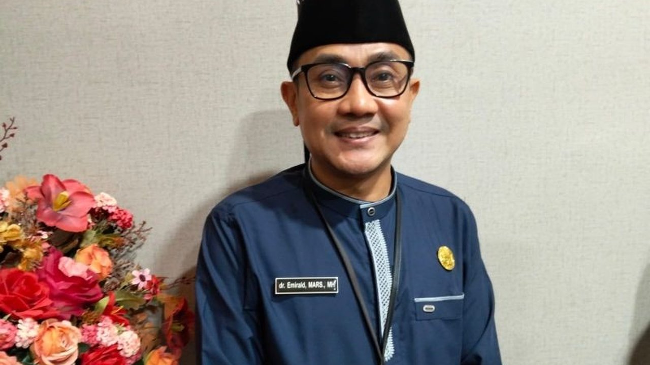 Dinas Kesehatan Kota Mataram berkomitmen penuh mengoptimalkan imunisasi campak, berhasil mempertahankan status nol kasus di tengah merebaknya KLB di wilayah lain, demi kesehatan generasi mendatang.