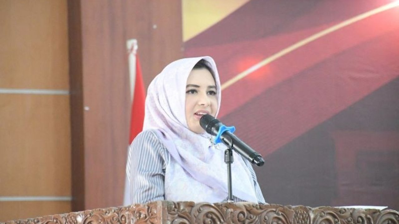 Komisi Pemberantasan Korupsi (KPK) secara intensif menelusuri aset Bupati Pekalongan nonaktif Fadia Arafiq, yang diduga kuat terkait kasus korupsi pengadaan jasa outsourcing dan pengadaan lainnya di lingkungan Pemerintah Kabupaten Pekalongan. Penelusuran.