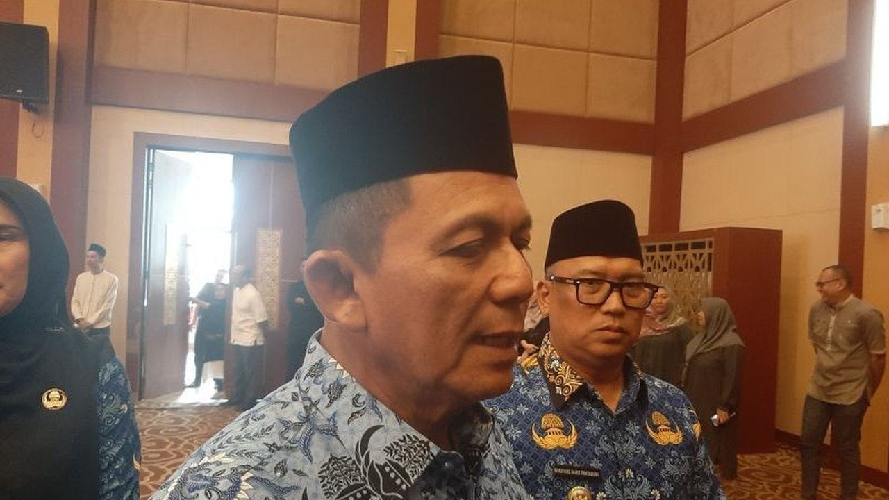 Gubernur Kepulauan Riau Ansar Ahmad menargetkan Badan Amil Zakat Nasional (Baznas) Kepri dapat menghimpun dana zakat sebesar Rp17 miliar pada tahun 2026, guna mengoptimalkan potensi zakat yang belum tergarap maksimal.