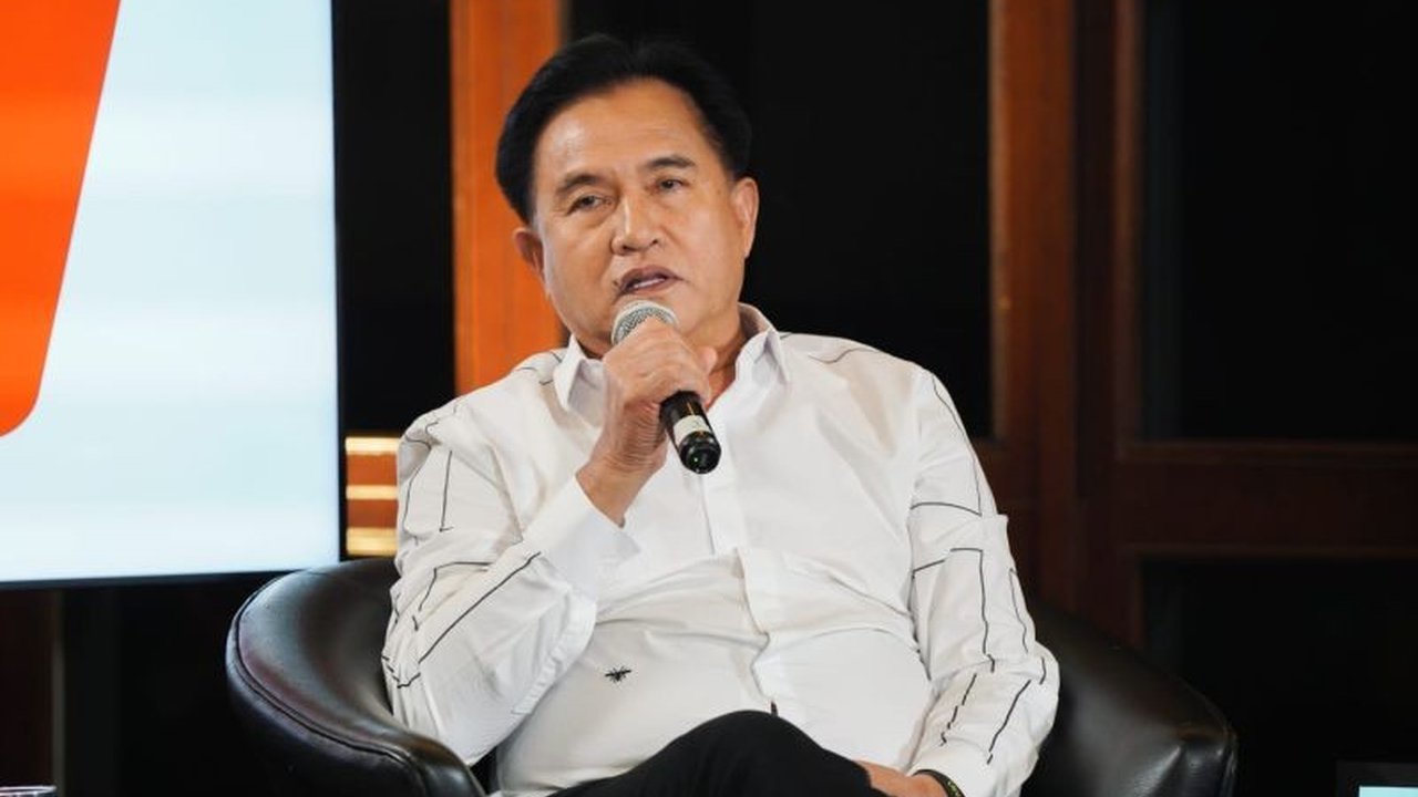 Menteri Koordinator Yusril Ihza Mahendra mengapresiasi sikap bertanggung jawab Delpedro Marhaen dkk dalam menghadapi proses hukum hingga divonis bebas. Kasus Vonis Bebas Delpedro Lokataru ini menjadi sorotan publik.