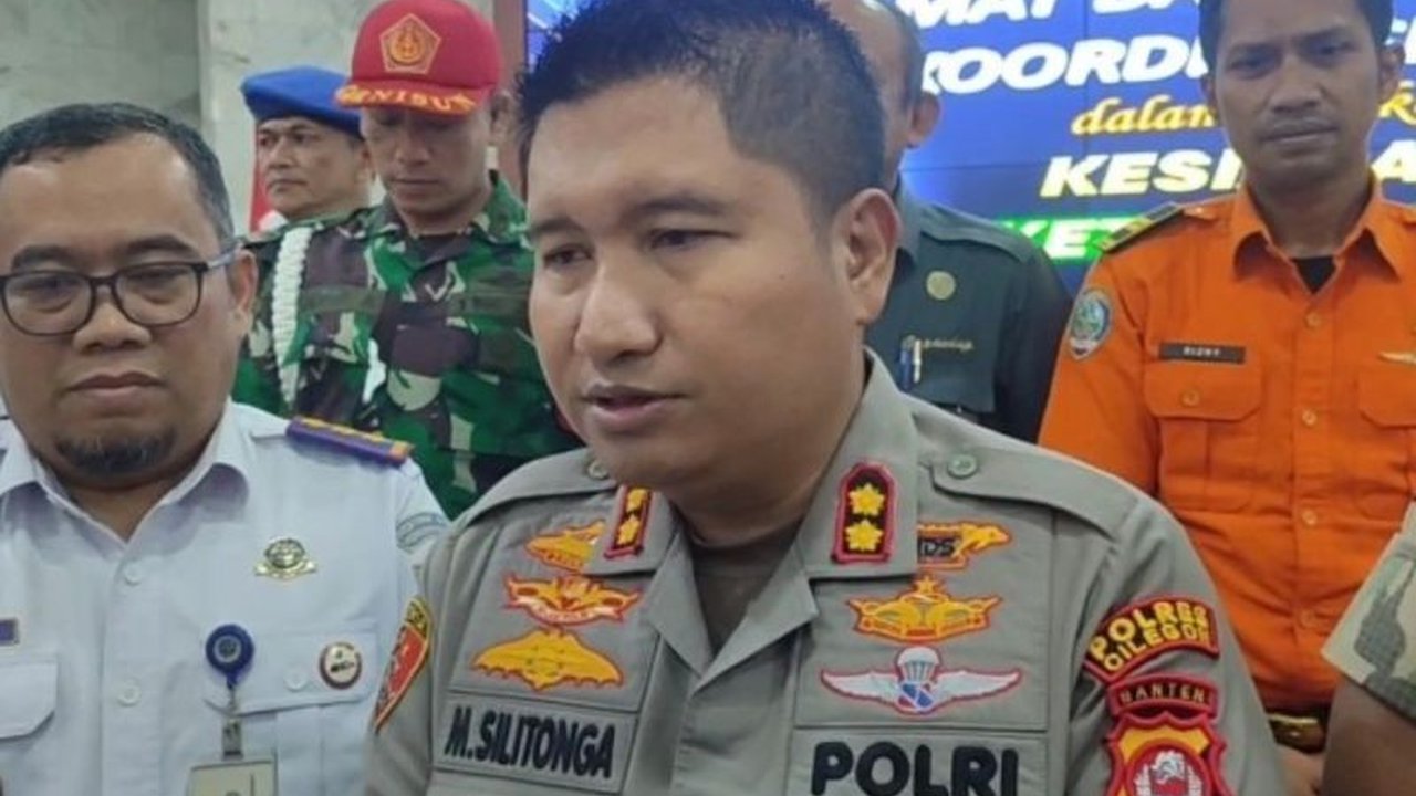 Jelang arus mudik Lebaran 2026, Polres Cilegon memperketat **pembatasan angkutan Lebaran** dengan mengawasi surat muatan barang. Kebijakan ini untuk memastikan kelancaran lalu lintas dan keamanan jalan bagi pemudik.