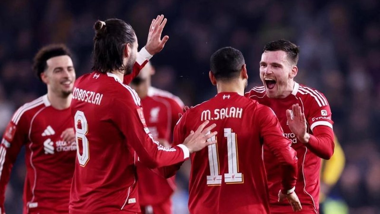 Liverpool sukses mengamankan tiket ke perempat final Piala FA 2025/26 setelah menaklukkan Wolverhampton Wanderers 3-1. Kemenangan ini mengantarkan Liverpool Lolos Perempat Final Piala FA dan menjaga asa meraih gelar.