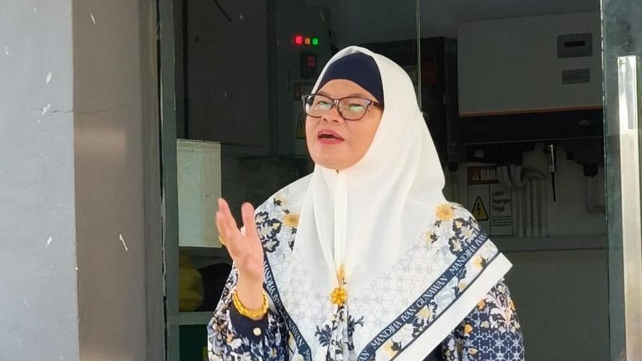 Kementerian Kesehatan mengirimkan enam Tenaga Kesehatan ke Sulawesi Barat untuk mengisi kekosongan di sejumlah puskesmas, termasuk yang belum memiliki dokter umum. Simak detail penempatannya!