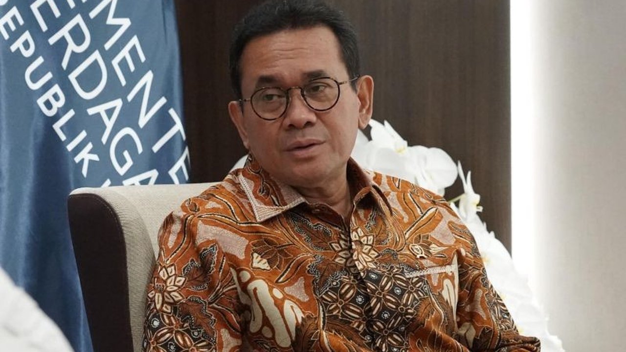 Pemerintah Indonesia mengambil langkah tegas mengajukan penangguhan konsesi ke Uni Eropa di WTO, buntut ketidakpatuhan UE terhadap putusan sengketa sawit yang merugikan ekspor nasional.