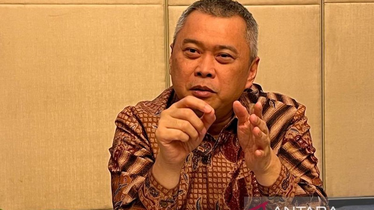 Kementerian Perhubungan memproyeksikan puncak Arus Mudik Lebaran 2026 akan terjadi pada 16 dan 18 Maret. Pemerintah mengambil langkah antisipasi dengan menerapkan kebijakan Work From Anywhere (WFA) untuk mengurai kepadatan.