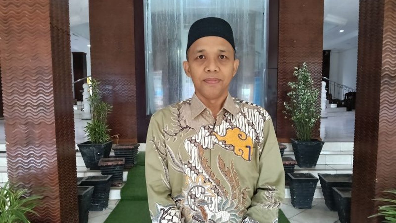Pasaman Barat telah menyiapkan berbagai objek wisata pantai dan sajian kuliner khas untuk menyambut wisatawan selama libur Lebaran. Jelajahi pesona Wisata Lebaran Pasaman Barat yang menjanjikan pengalaman tak terlupakan.