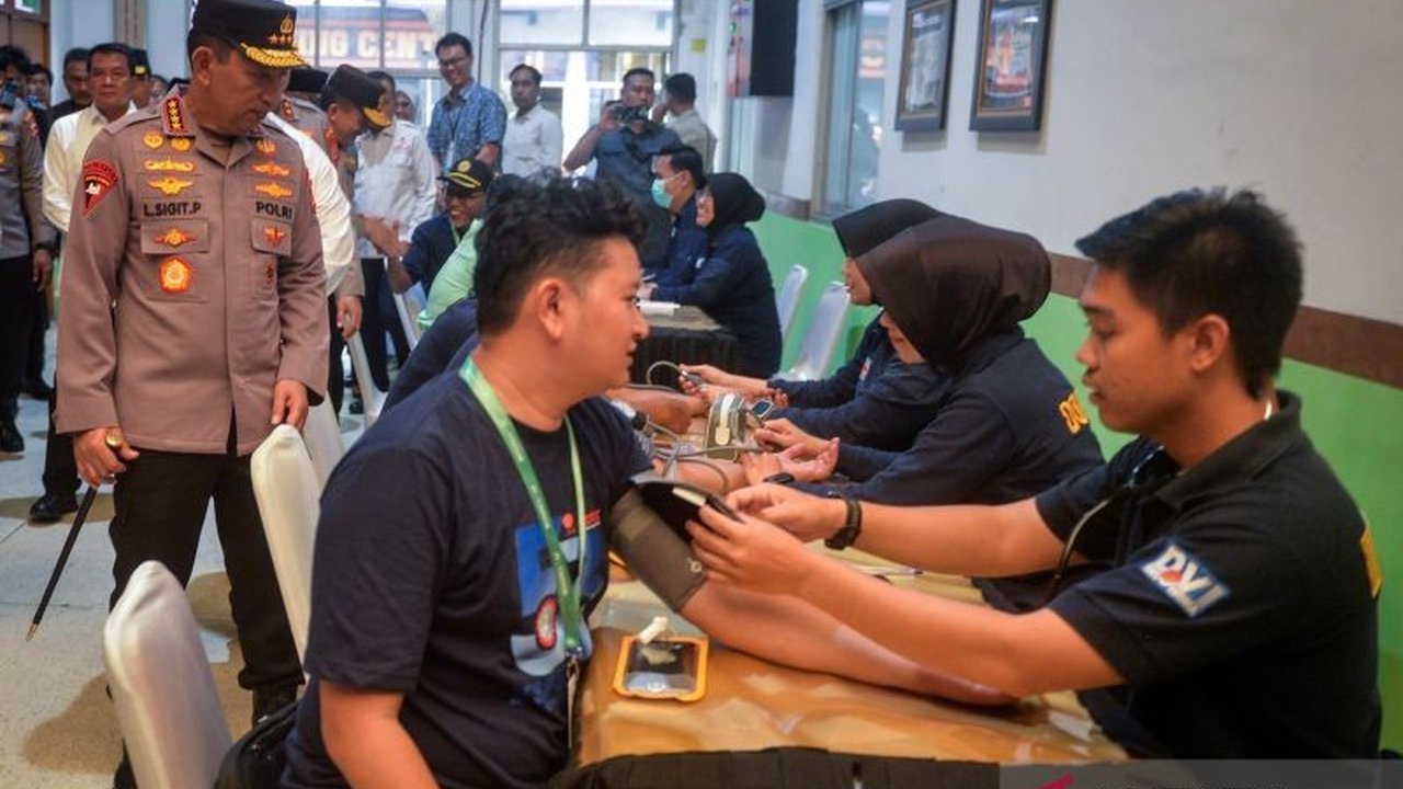 Program Safari Ramadhan dan Bakti Sosial Polri 2026 menunjukkan Transformasi Polri yang kian humanis dan profesional, melayani masyarakat serta mendukung program pemerintah. Simak dampaknya!