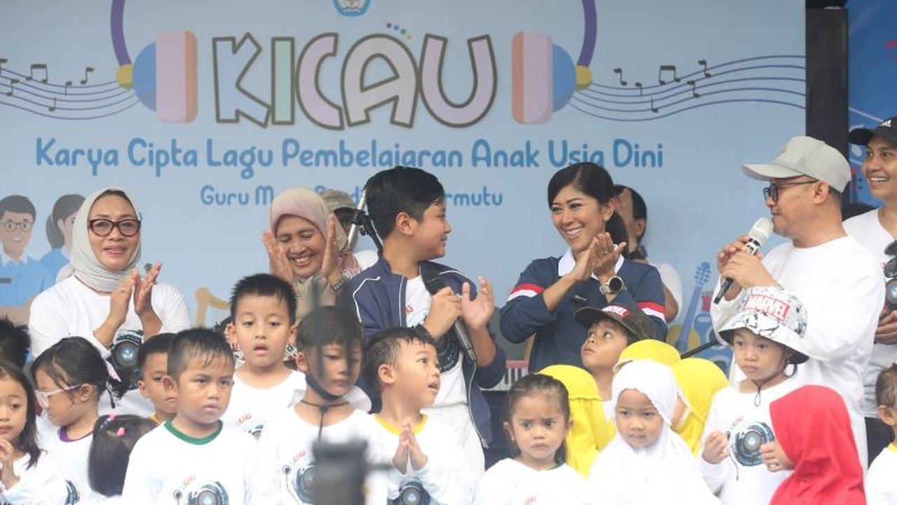 Anggota Komisi IX DPR RI mengusulkan pemerintah perketat verifikasi usia pengguna medsos untuk mencegah anak di bawah umur mengakses konten negatif dan melindungi kesehatan mental mereka.