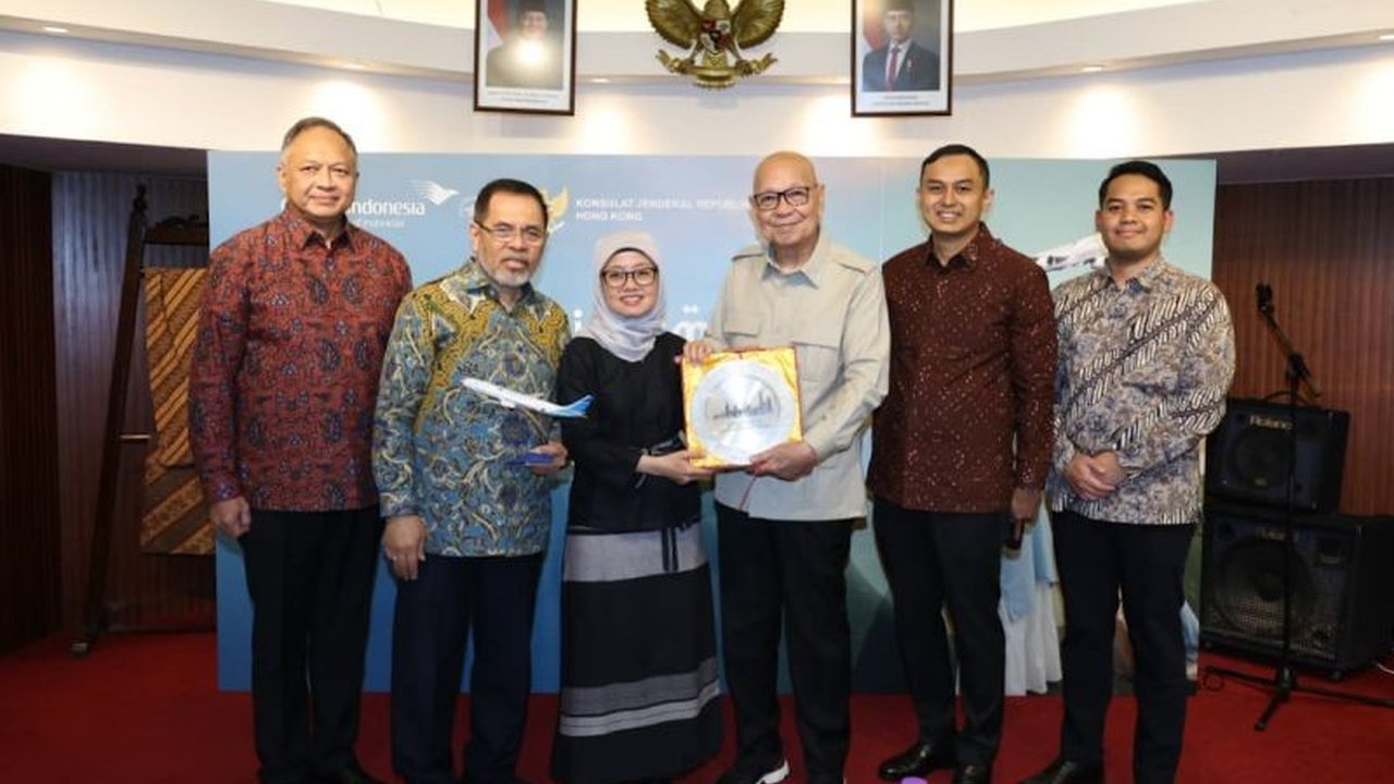 Garuda Indonesia meluncurkan program Mudik Spesial dari Hong Kong, memfasilitasi diaspora dan Pekerja Migran Indonesia untuk pulang kampung dengan berbagai kemudahan. Simak detail penawaran menariknya!