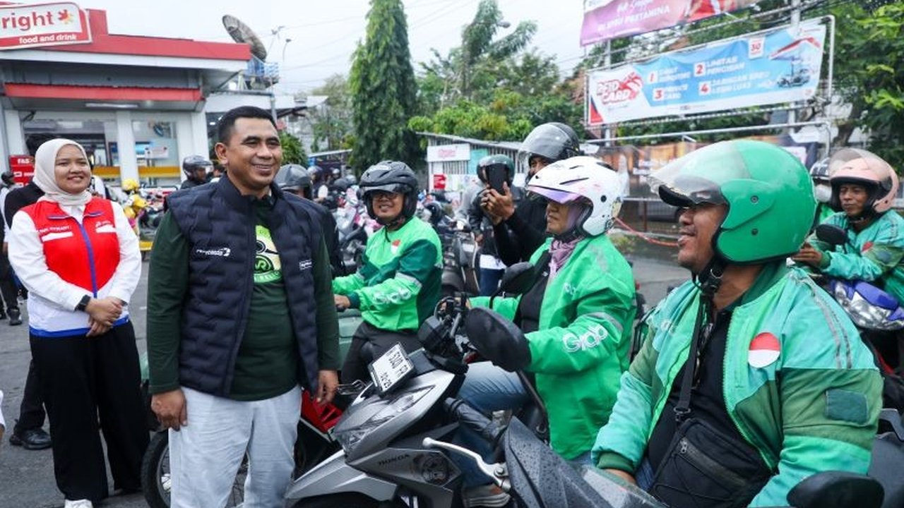 Pemerintah Provinsi Jawa Tengah sedang menyiapkan Aplikasi Perlindungan Ojol Perempuan, sebuah terobosan untuk meningkatkan keamanan dan kenyamanan pengemudi ojek online wanita. Inisiatif ini bertujuan melindungi para srikandi ojol dari potensi tindakan t