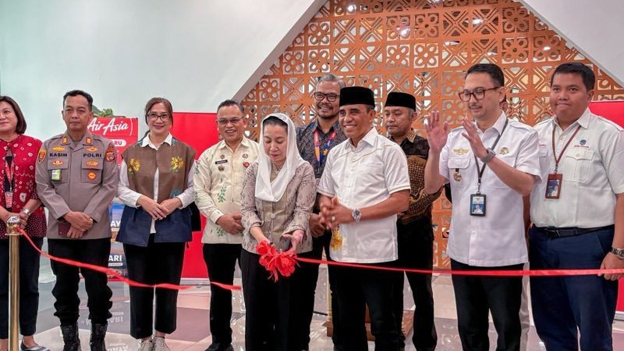 AirAsia resmi membuka rute Makassar-Palu, memperkuat konektivitas udara Sulteng dan diharapkan menjadi pendorong pertumbuhan ekonomi serta pariwisata di wilayah tersebut.