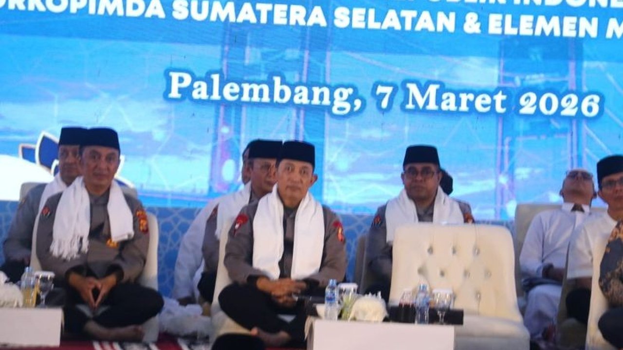 Kapolri Jenderal Polisi Listyo Sigit Prabowo menyerukan seluruh elemen masyarakat untuk menjaga persatuan hadapi situasi global yang tidak menentu, terutama dampak konflik Timur Tengah yang memicu ketidakpastian.