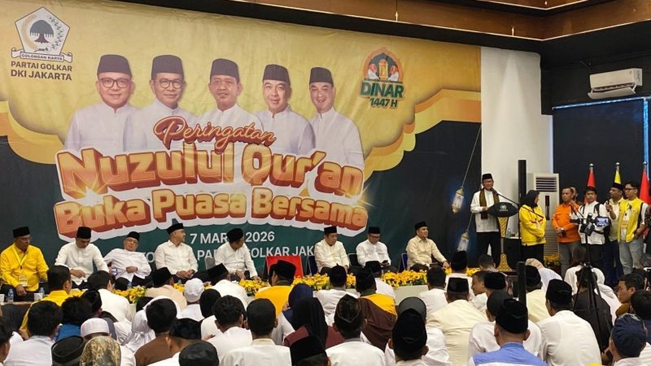 Ketua DPD Golkar DKI Jakarta, Ahmed Zaki Iskandar, menegaskan pentingnya peran kader Golkar Jakarta sebagai jembatan informasi dan penggerak pembangunan di ibu kota, memastikan program pemerintah tepat sasaran.
