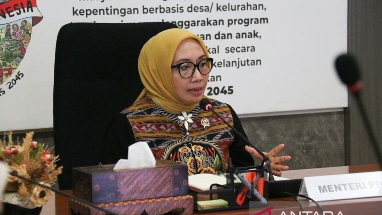 Menteri Kemen PPPA Arifatul Choiri Fauzi menekankan urgensi perlindungan pekerja rumah tangga, mayoritas perempuan, melalui pengesahan RUU PPRT pada momen Hari Perempuan Internasional.