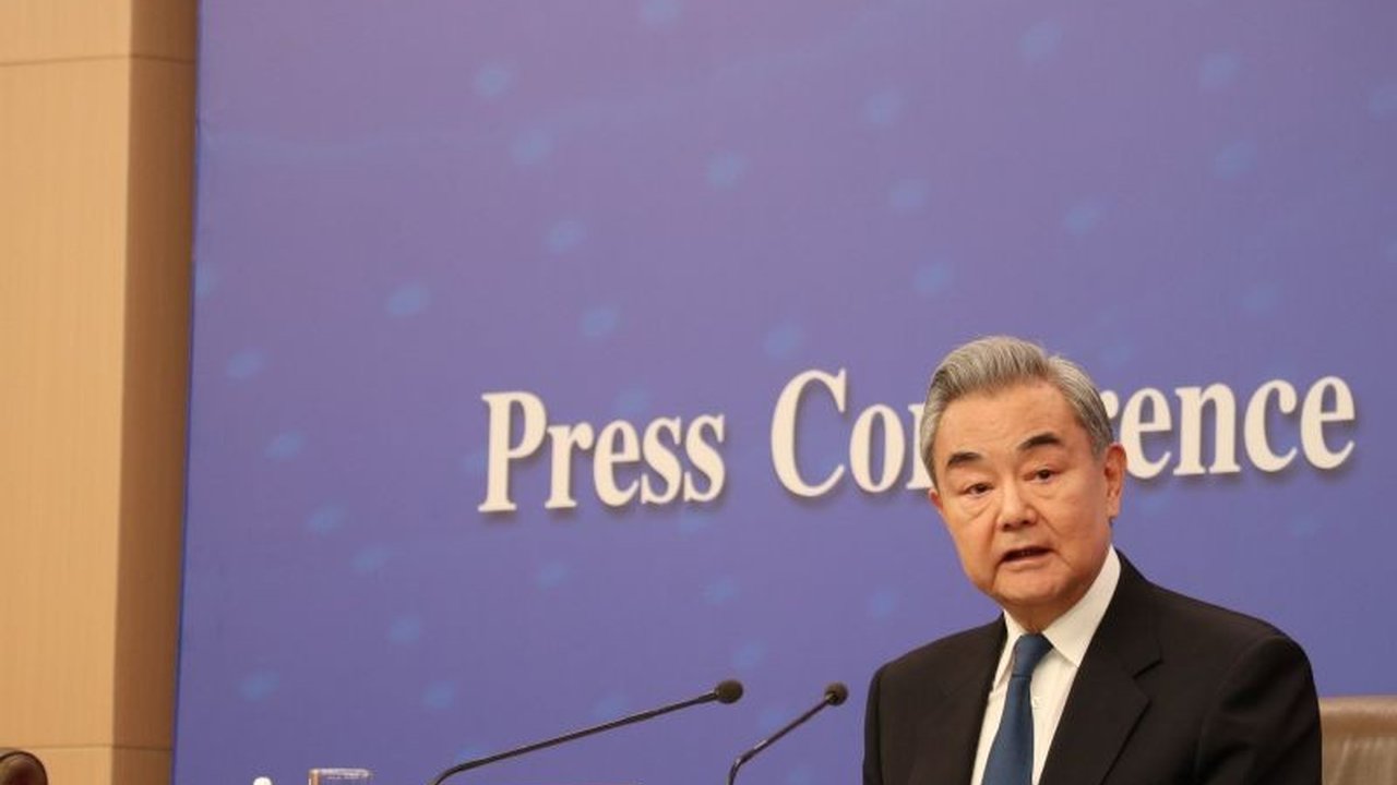 Menteri Luar Negeri China Wang Yi menyoroti pentingnya rasa saling percaya untuk masa depan hubungan China-AS. Kunjungan Presiden AS Donald Trump ke China akan menjadi momentum krusial.