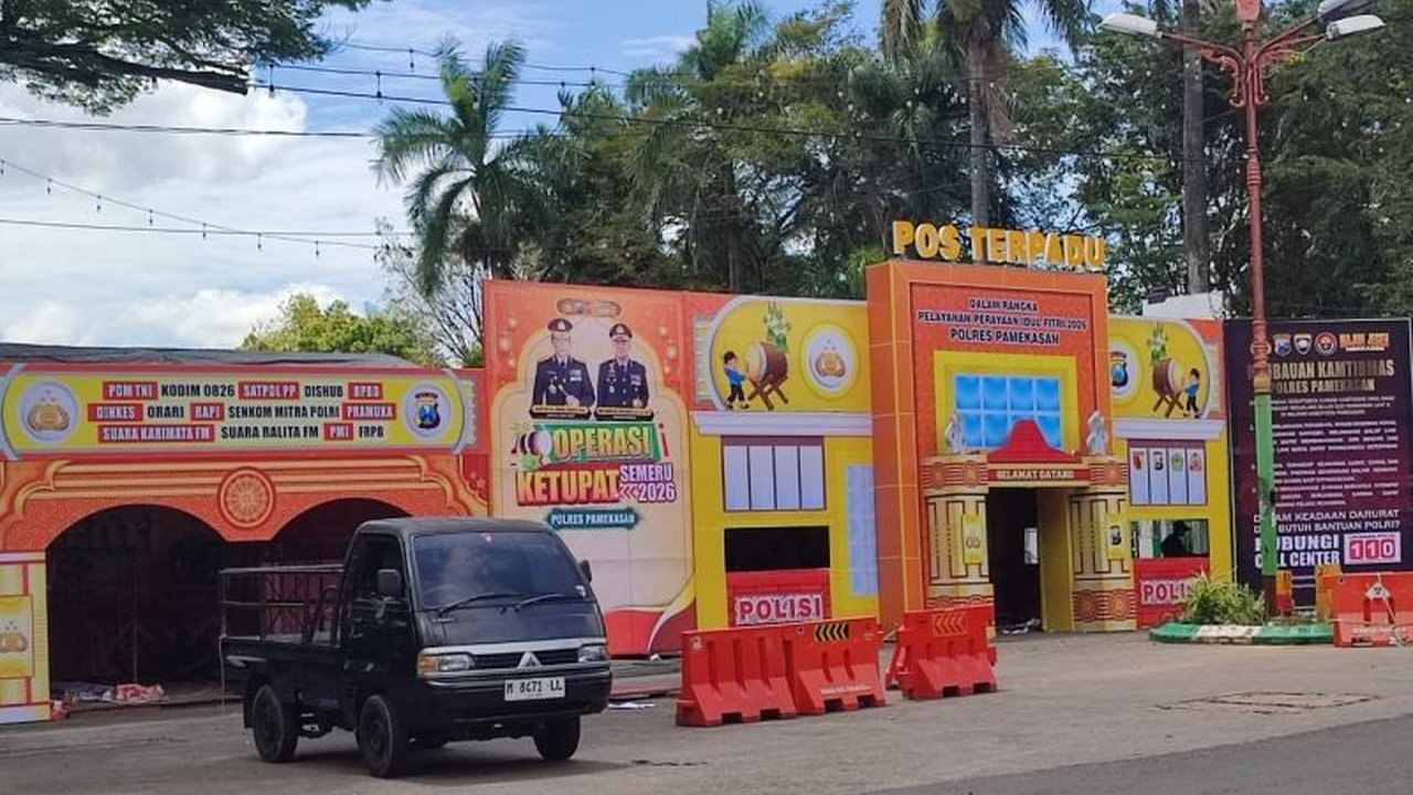 Pemerintah Kabupaten Pamekasan mendirikan lima Pos Pantau Mudik Lebaran 1447 H di jalur strategis untuk memastikan kelancaran dan keamanan perjalanan pemudik, serta menyediakan fasilitas penunjang.