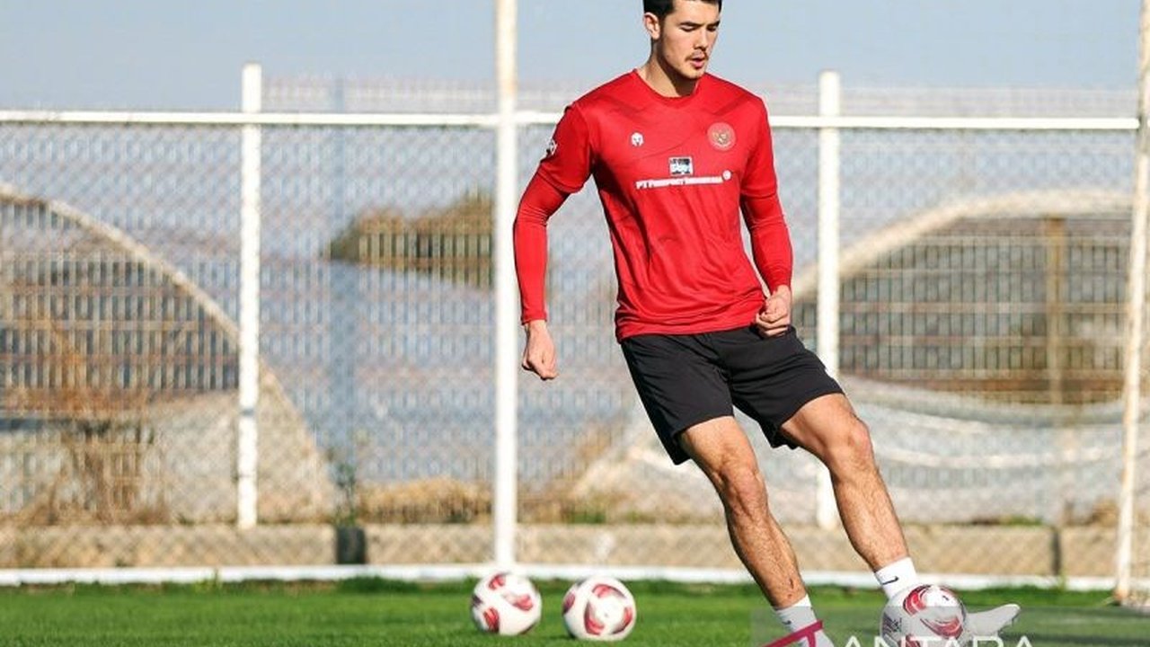 Penantian panjang berakhir! Elkan Baggot Timnas Indonesia kembali dipanggil untuk FIFA Series 2026 di SUGBK, menandai kembalinya bek tangguh ini setelah absen cukup lama dan siap berlaga di kandang.