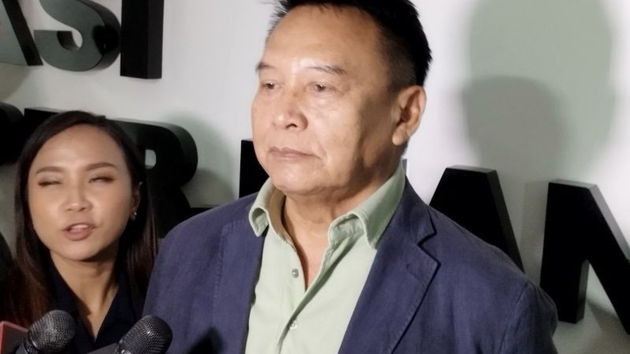 Kasus Kematian Prada Lucky Saputra Namo semakin terang, seorang perwira TNI diduga terlibat. Bagaimana peran perwira muda ini dalam insiden tragis tersebut dan apa tuntutan DPR?