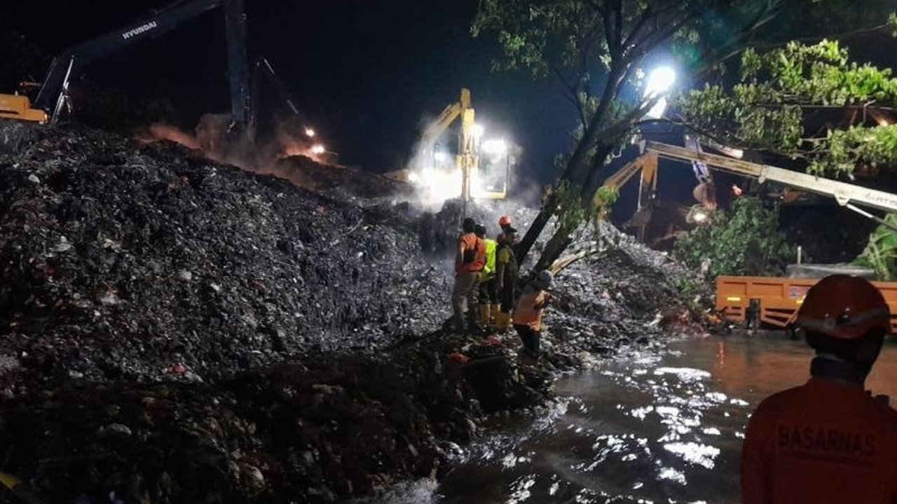 Pemerintah Provinsi DKI Jakarta bergerak cepat mengaktifkan operasi tanggap darurat pasca longsor maut di TPST Bantargebang. Tiga orang meninggal dunia, prioritas utama keselamatan dan pemulihan layanan menjadi fokus utama penanganan.