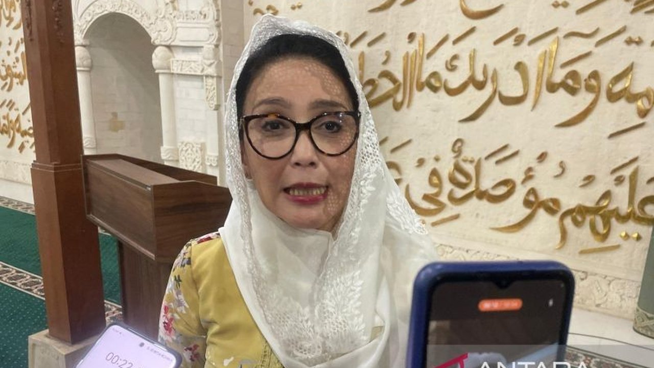 Anggota DPR Rieke Diah Pitaloka menegaskan RUU Satu Data Indonesia krusial untuk kedaulatan data nasional. Regulasi ini akan mengintegrasikan data pemerintah, menjadi fondasi kebijakan terpadu.