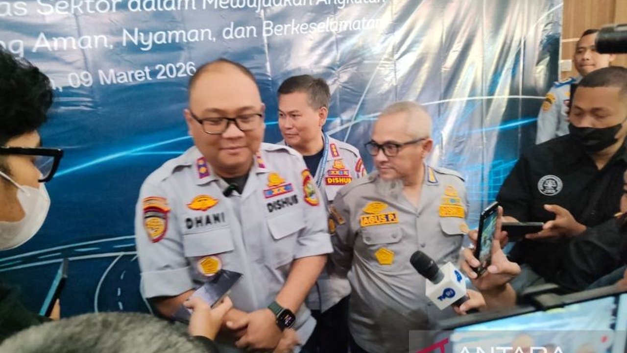 Dinas Perhubungan Jawa Barat gencar melakukan ramp check dan pengawasan tarif sebagai bagian dari Persiapan Angkutan Lebaran 2026, memastikan kelancaran dan keselamatan pemudik.