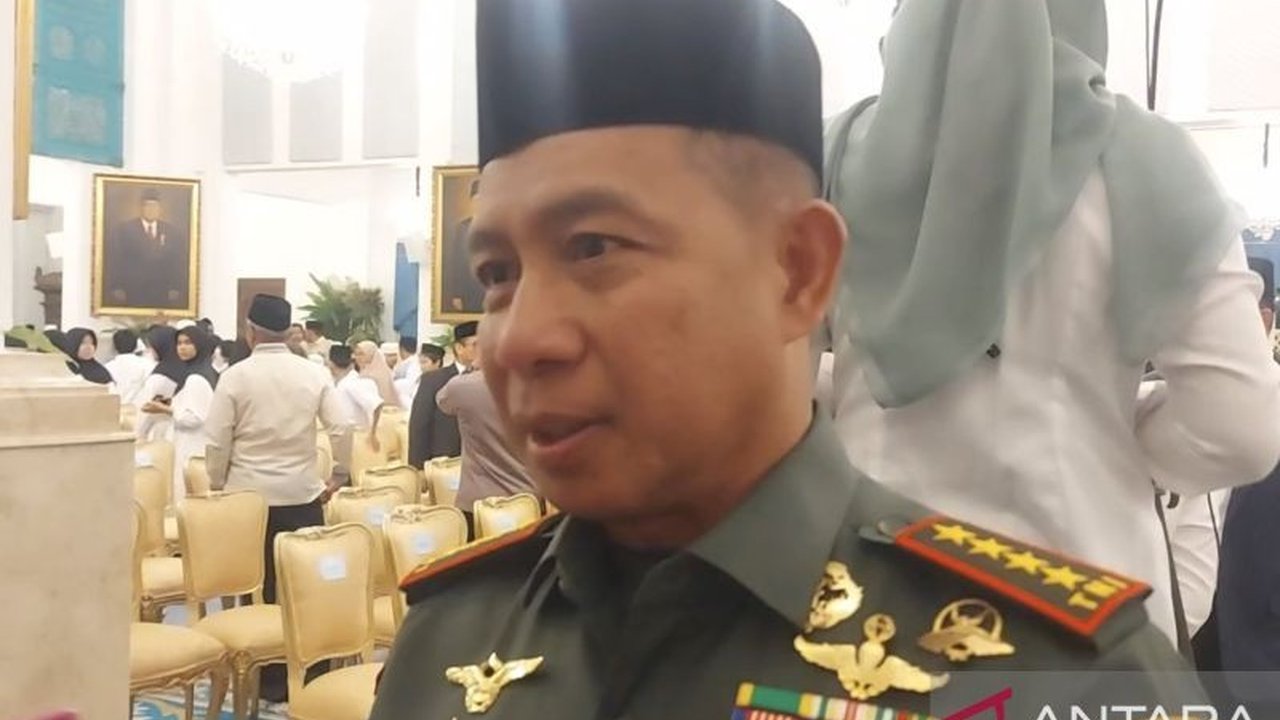 Panglima TNI Jenderal Agus Subiyanto menjelaskan bahwa Status Siaga 1 TNI yang diberlakukan di sejumlah satuan merupakan bagian dari uji kesiapsiagaan rutin, khususnya untuk penanggulangan bencana alam, bukan hal yang luar biasa.