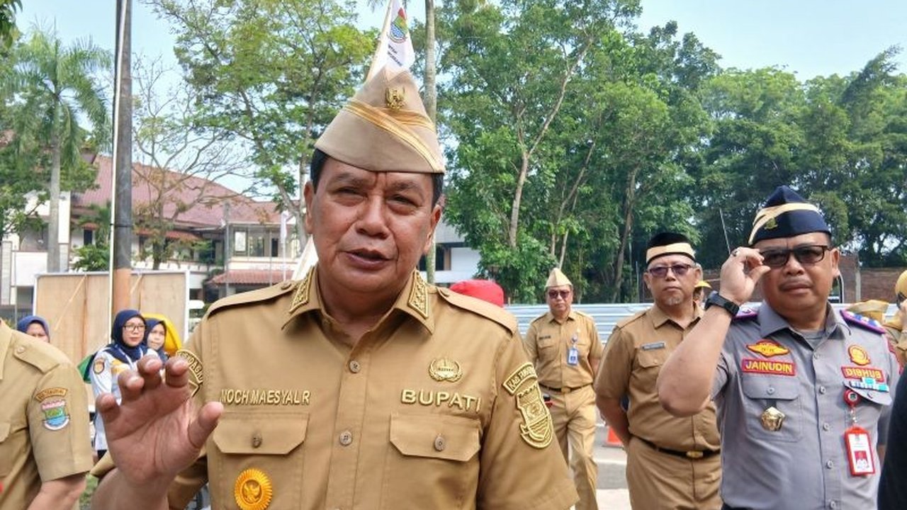 Bupati Tangerang Moch Maesyal Rasyid memastikan tidak melakukan perjalanan ke luar negeri selama libur Lebaran 2026, patuhi larangan perjalanan luar negeri kepala daerah dari Kementerian Dalam Negeri. Kebijakan ini bertujuan menjaga stabilitas dan pelayan