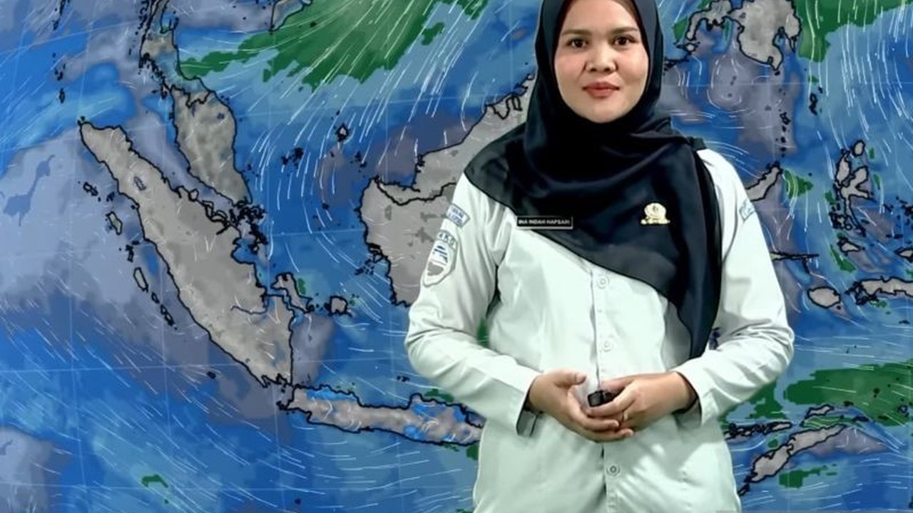 Badan Meteorologi, Klimatologi, dan Geofisika (BMKG) merilis **Prakiraan Cuaca BMKG** untuk hari Rabu, memperingatkan potensi hujan dengan intensitas bervariasi, termasuk hujan petir di sejumlah wilayah, dan mengimbau masyarakat untuk waspada.