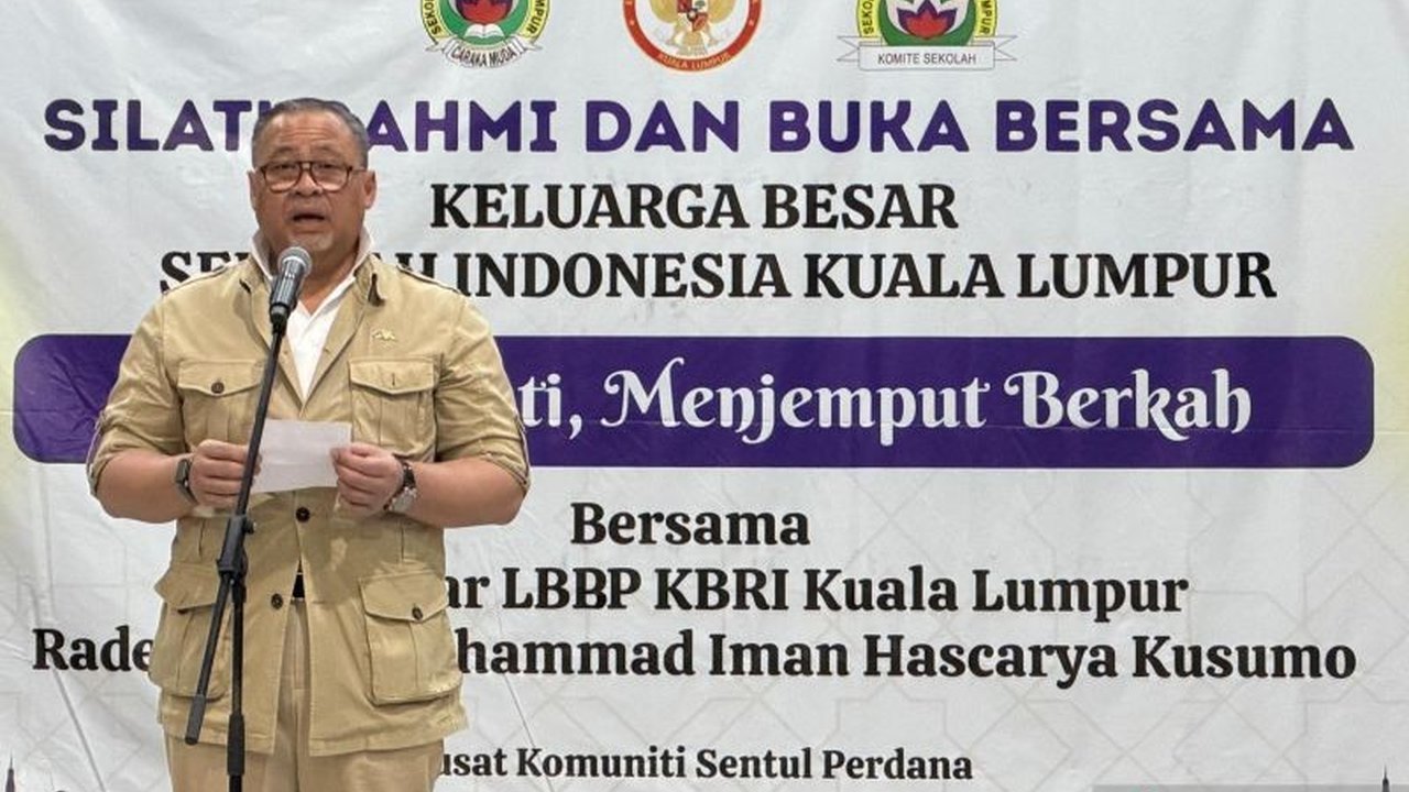 Duta Besar RI untuk Malaysia menggelar acara buka puasa bersama siswa dan guru SIKL, menegaskan komitmen kuat pemerintah dalam mendukung pendidikan dan masa depan generasi bangsa.