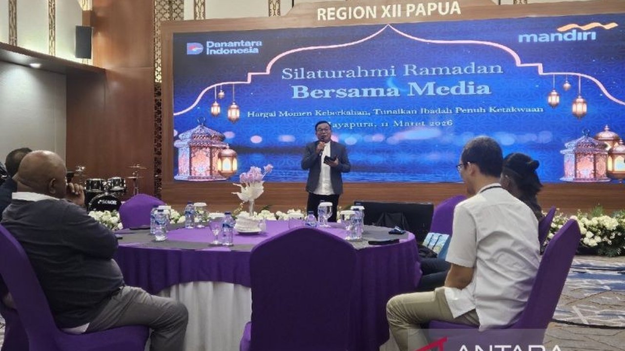 Bank Mandiri Region XII Papua mengalokasikan dana tunai sebesar Rp258 miliar guna memenuhi kebutuhan transaksi masyarakat selama periode Lebaran 2026 di Tanah Papua, memastikan kelancaran aktivitas ekonomi.
