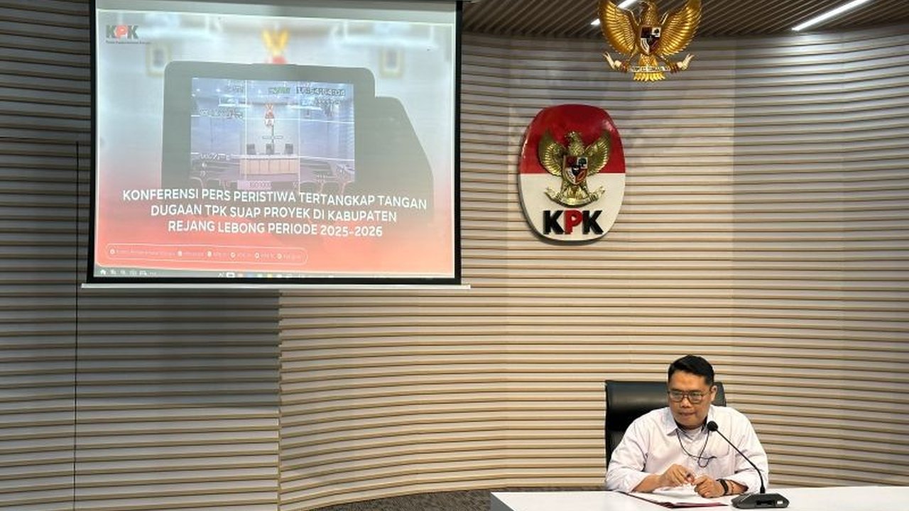 Komisi Pemberantasan Korupsi (KPK) mengungkap fakta mengejutkan: PT SMS, perusahaan yang terlibat kasus suap di Rejang Lebong, ternyata pernah tersandung kasus korupsi lain. Simak detailnya!