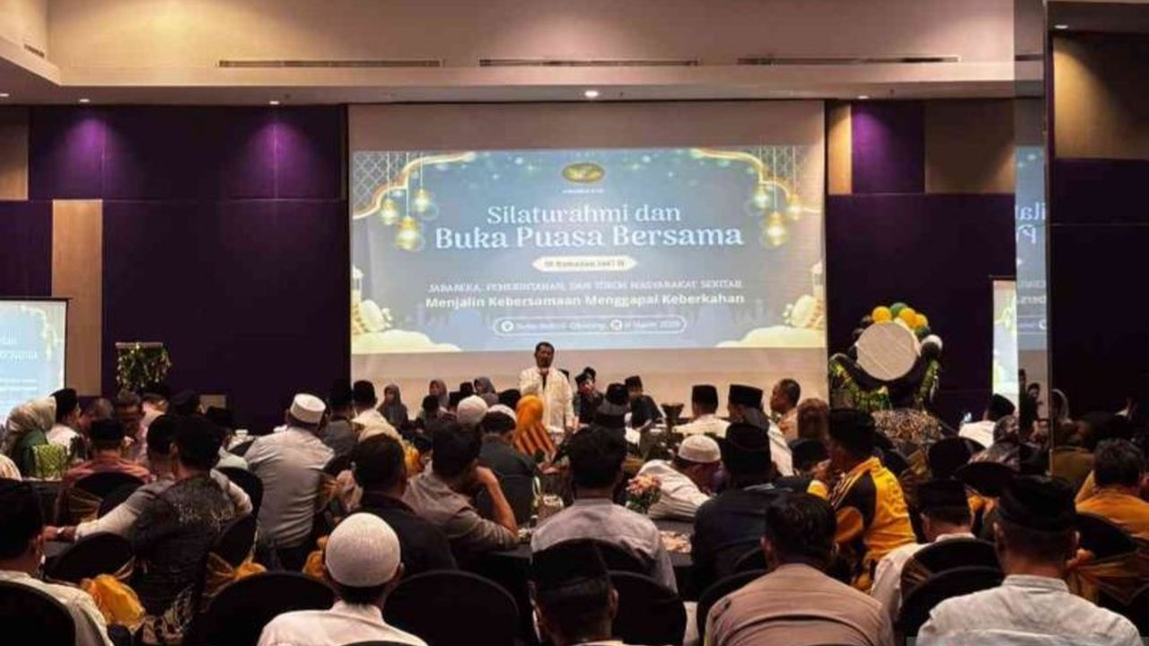 PT Jababeka Infrastruktur mempererat sinergi dengan pemerintah dan masyarakat melalui silaturahmi Ramadhan di Kabupaten Bekasi, membangun kebersamaan di tengah pertumbuhan kawasan industri dan permukiman.