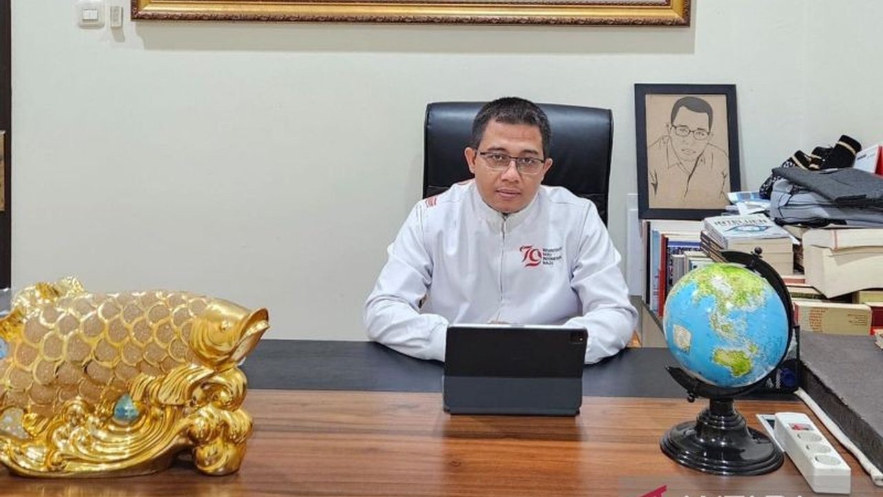 TNI menurunkan status siaga dari Siaga 1 ke Siaga 3, memicu perdebatan apakah ini respons terhadap ancaman konflik global atau langkah pengamanan Idul Fitri. Simak analisis lengkap mengenai Penurunan Status Siaga TNI.