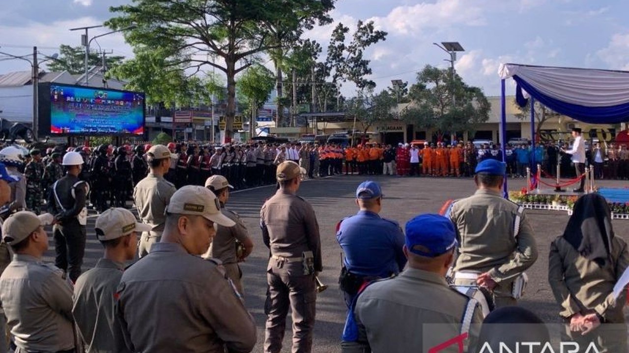 Polres Cianjur mengerahkan 1.300 personel gabungan di 23 pos untuk Pengamanan Lebaran Cianjur 2026. Simak strategi lengkapnya demi mudik aman dan nyaman.