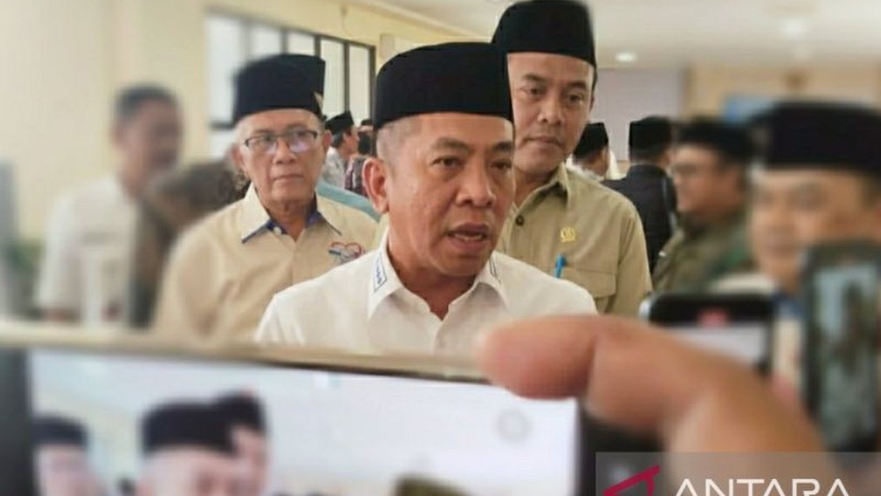 Pemkab Karawang mengalokasikan Rp25,6 miliar untuk insentif guru ngaji, guru madrasah, amil, dan marbot masjid, menunjukkan apresiasi nyata terhadap peran penting mereka dalam masyarakat.