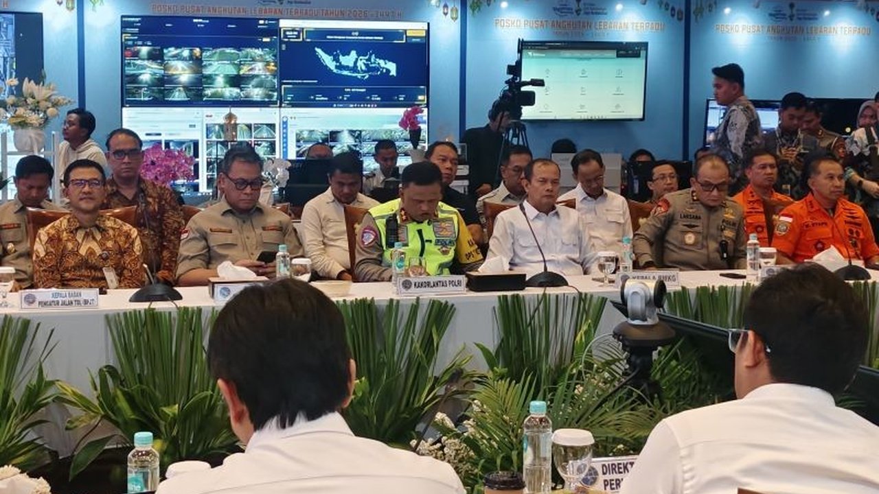 Kakorlantas Irjen Pol. Agus Suryonugroho menyatakan Posko Mudik Lebaran Terpadu 2026 adalah bukti nyata kehadiran negara dalam mengelola arus mudik dan balik, menjamin kelancaran dan keamanan.