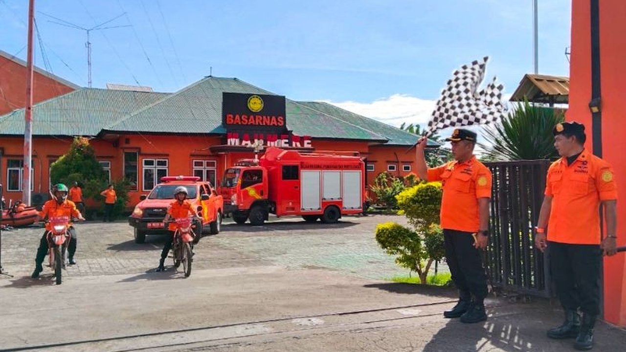 Basarnas Maumere siagakan 90 personel untuk Siaga SAR Lebaran 2026 di NTT, mengantisipasi lonjakan pergerakan masyarakat dan potensi kedaruratan selama periode mudik dan balik Idul Fitri.