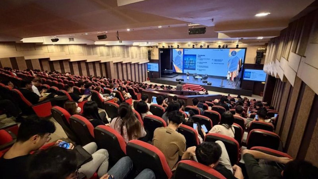 BRI Insurance aktif meningkatkan Literasi Asuransi Mahasiswa dengan program GENCARKAN di Universitas Ciputra, Surabaya. Pahami pentingnya perlindungan finansial sejak dini.